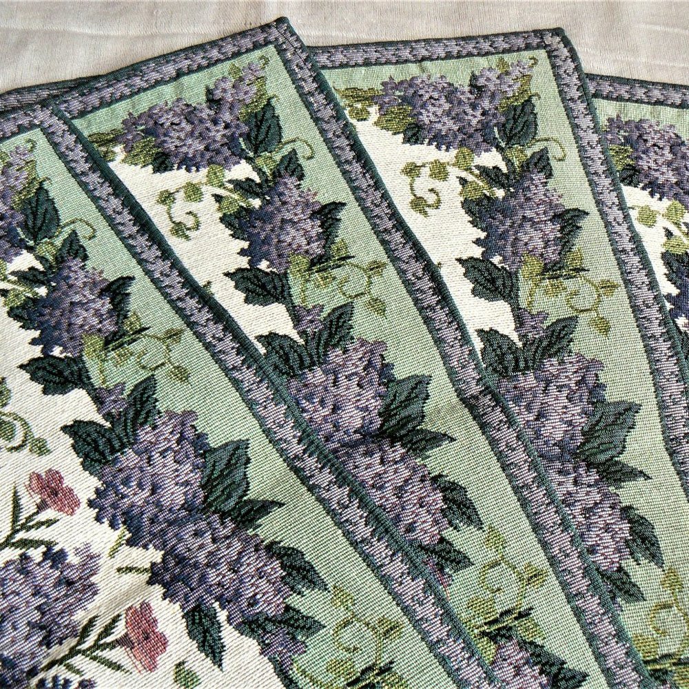 SET OF 4 LILAC BOUQUET PLACEMATS